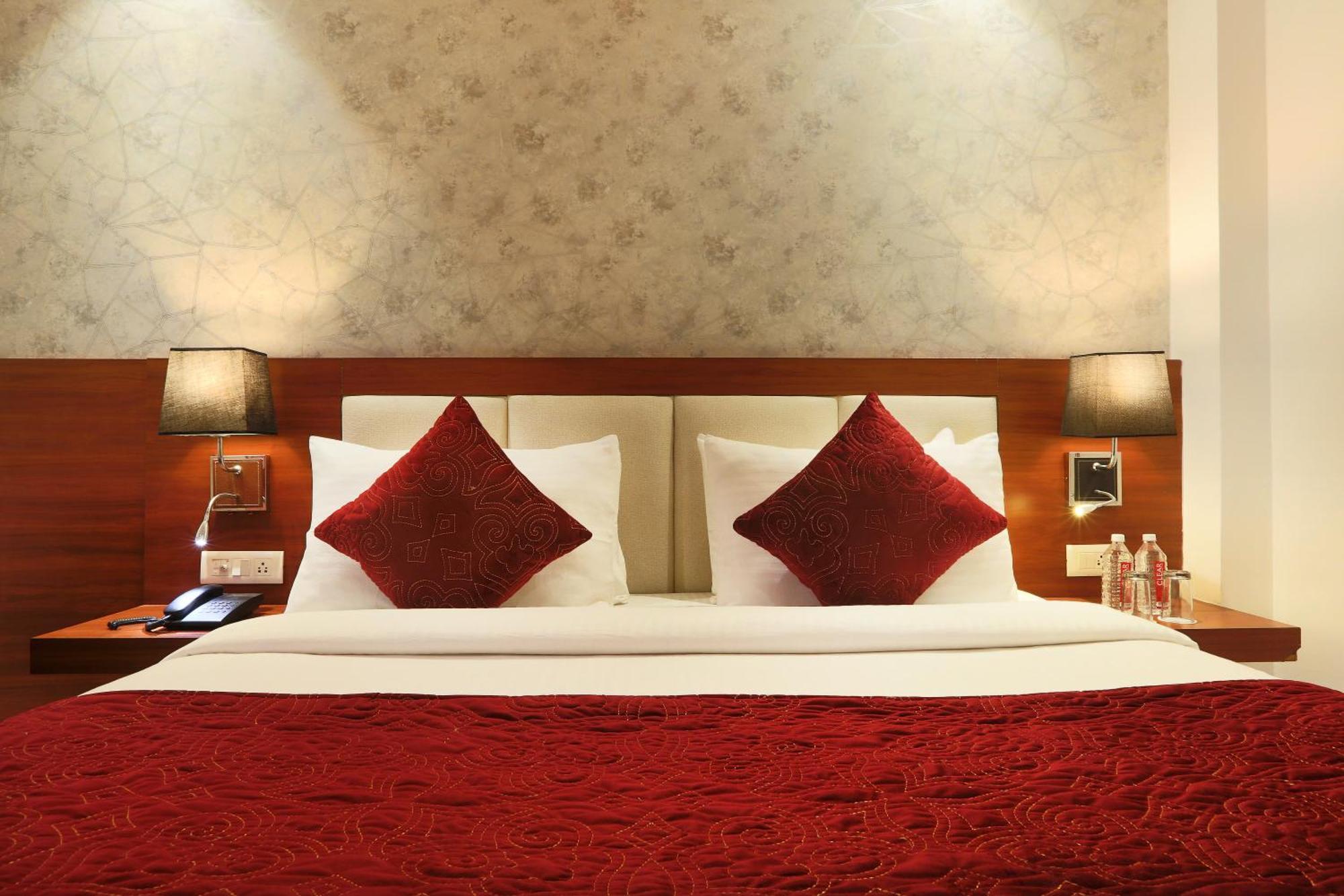 Hotel Arch Suites - Near Aerocity New Delhi Exterior foto